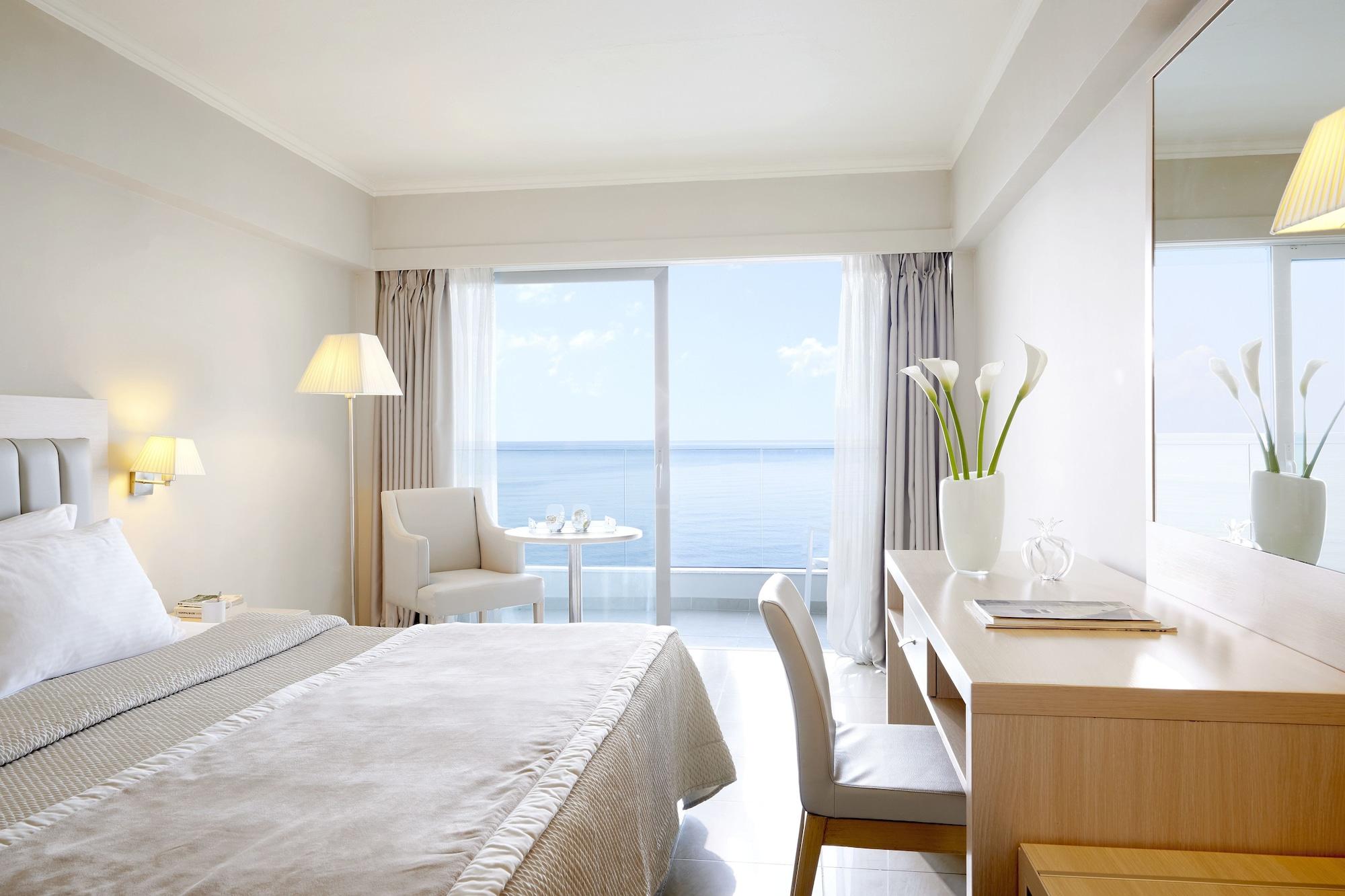 Alkyna Lifestyle Beach Resort Ex La Grotta Verde (Adults Only) Agios Gordios  Ngoại thất bức ảnh A room at the hotel