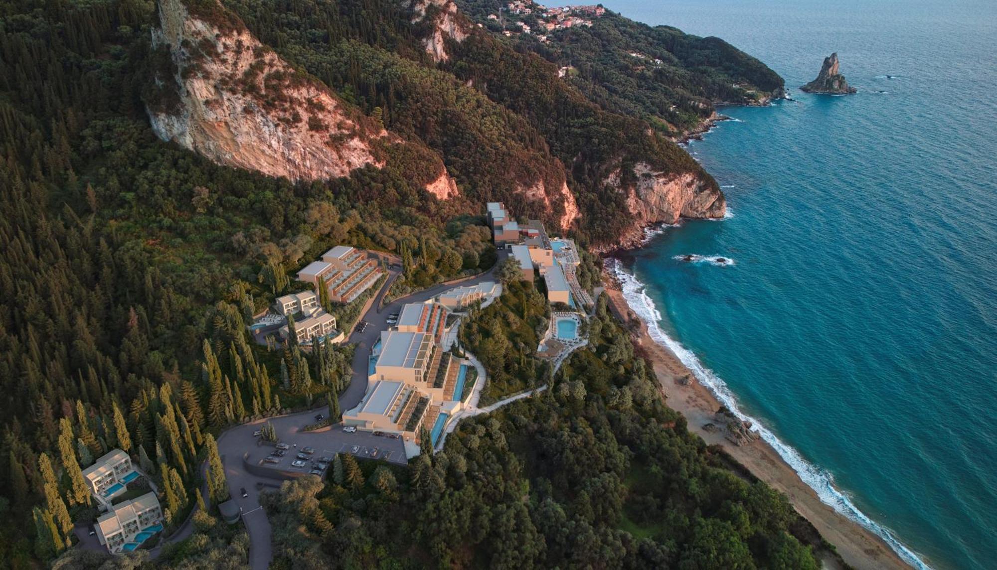Alkyna Lifestyle Beach Resort Ex La Grotta Verde (Adults Only) Agios Gordios  Ngoại thất bức ảnh Aerial view of the resort